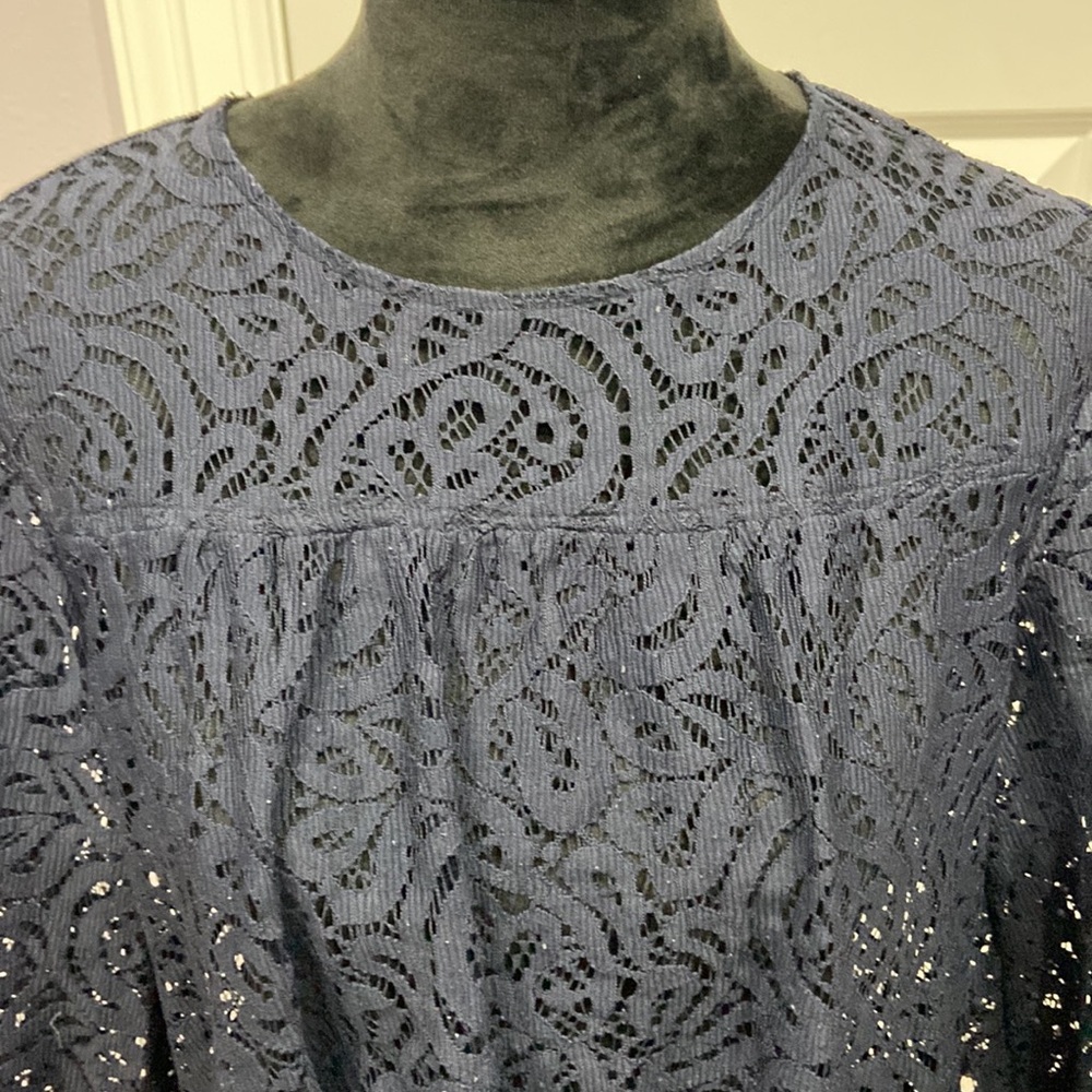Blouse - Picture 2 of 8